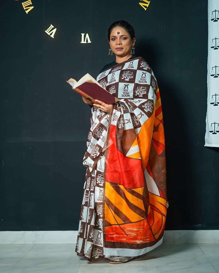 Obiter Red-Black Saree (Dip-Dye Panel)